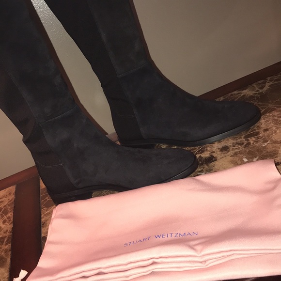 🆕 Gorgeous Stuart Weitzman half and half Black Suede boots. 1 inch heels. - Picture 14 of 14